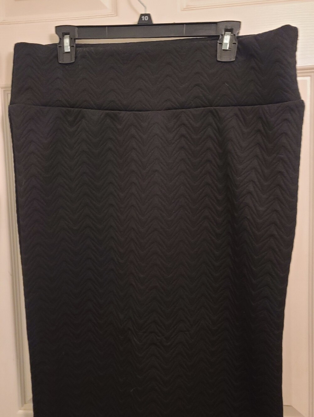 Lularoe Chevron Knit Black Midi Skirt Or Pencil Skirt  Size 3X